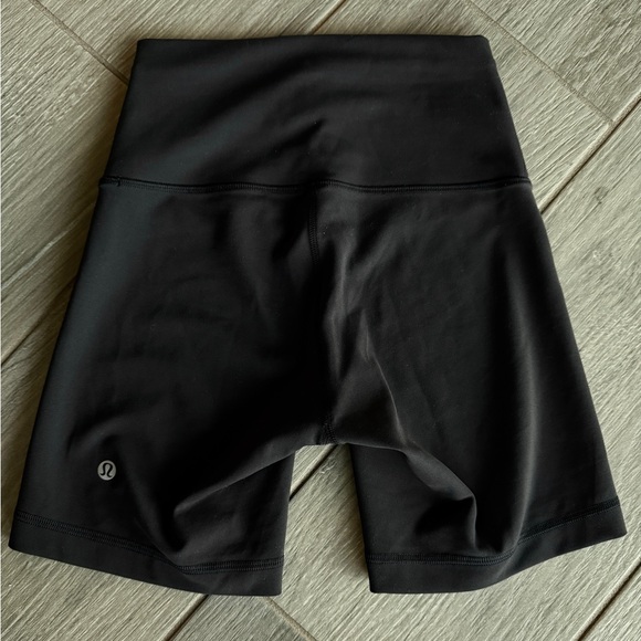Lululemon Wunder Train High-Rise Short - Picture 1 of 3